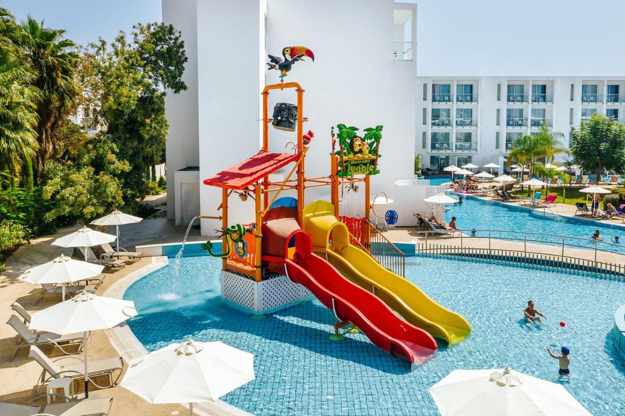 Sofianna Resort & Spa Paphos Exterior foto